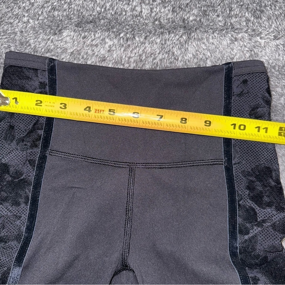 Lululemon Wunder Under High-rise Crop Flocked 21” inseam Black Size 2 - Picture 10 of 12
